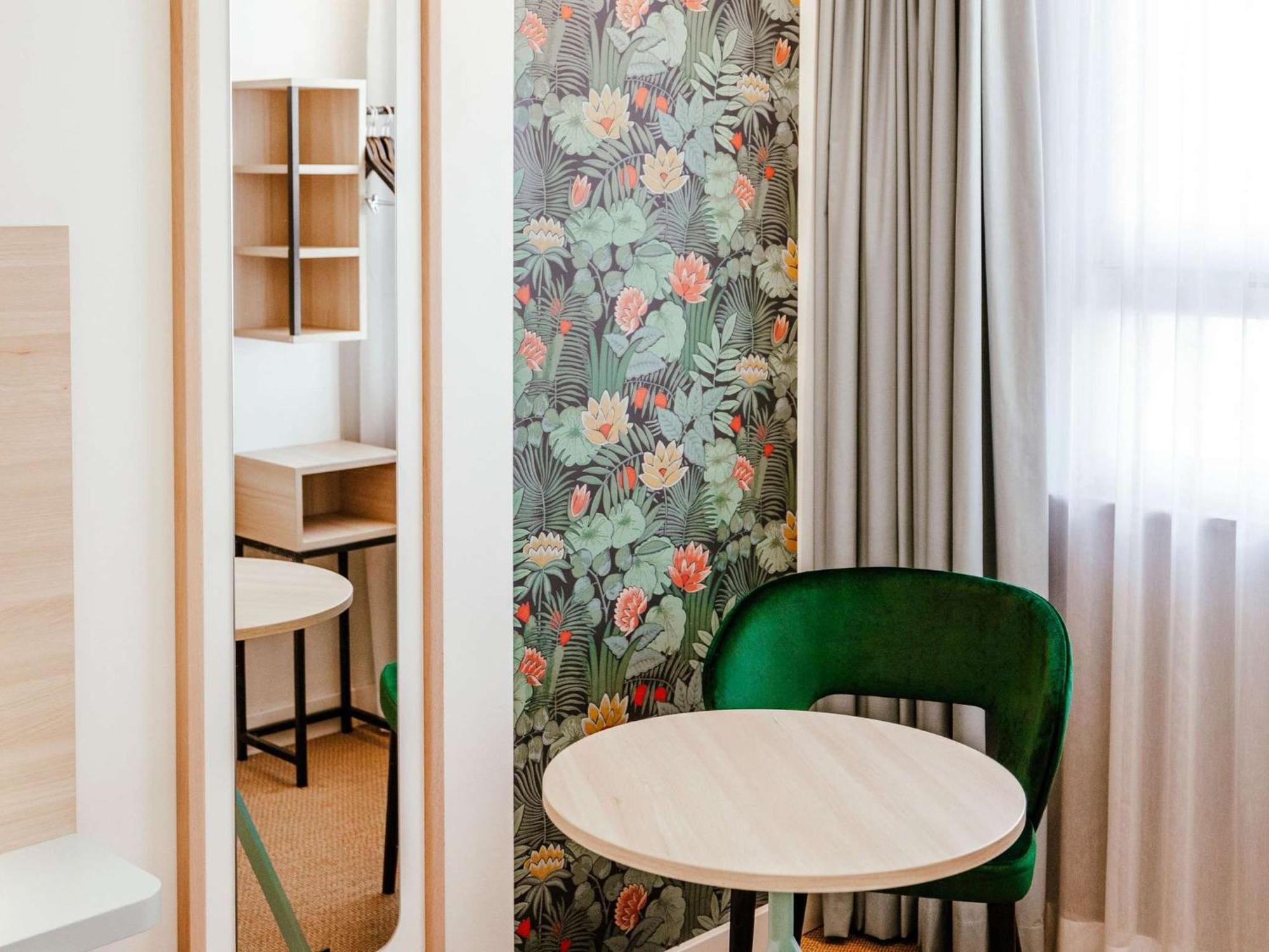 Ibis Styles Luxembourg Centre Gare Hotel Стая снимка